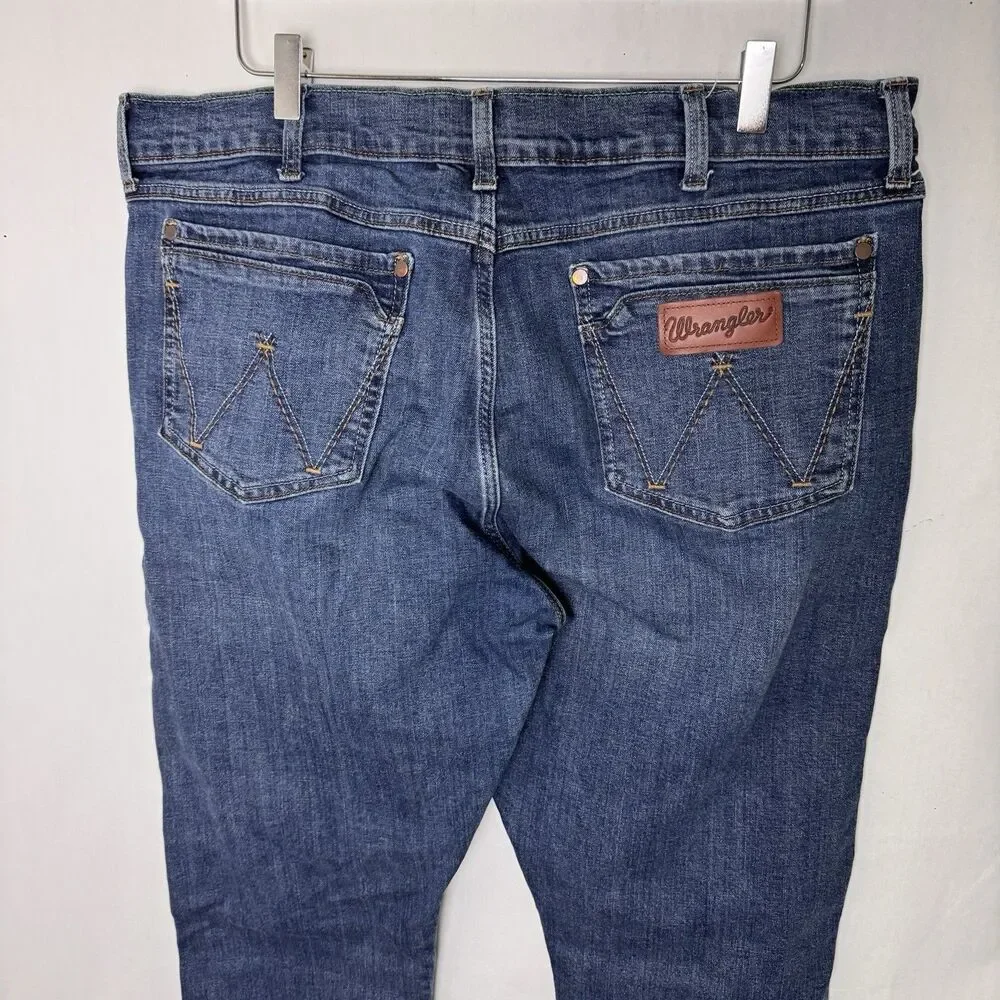 Wrangler Retro Slim Straight Jeans Mens 38 x 36 Dark Wash Denim - Picture 3 of 7